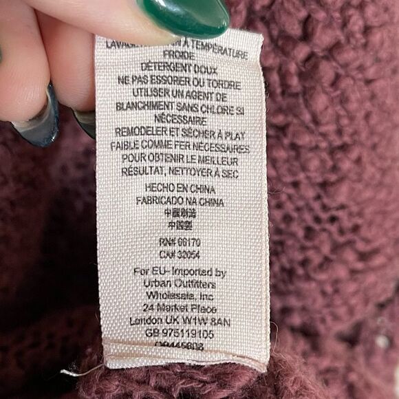 Free People- Pretty Pointelle Chunky Knit Sweater in Dusty Purple, Size XS - Picture 11 of 14